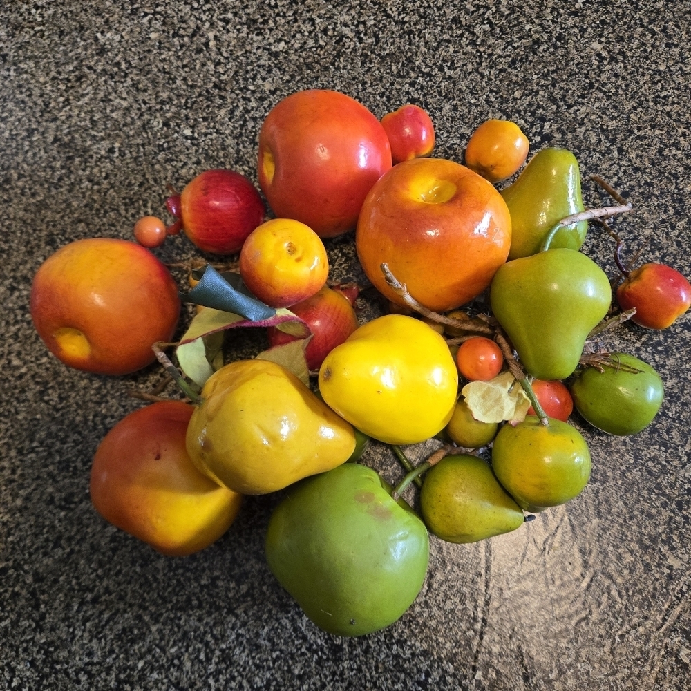 🍎 Decorative Faux Fruit Bowl Filler Apples Pears Realistic Home Décor 🍐